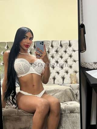 trans girl Angelash 0860051