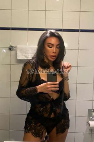 trans girl Angelina23cm 8897307