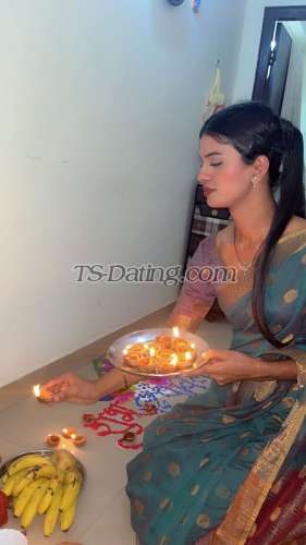 trans girl Angelsah 4685743