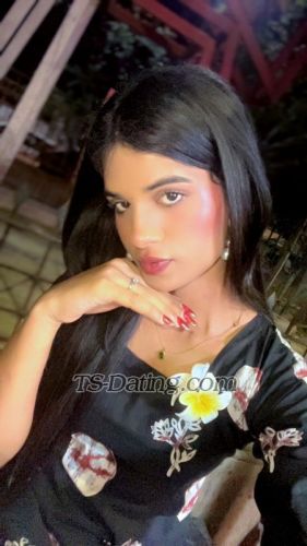 trans girl Angelsah 7159960