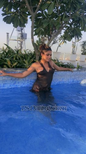 trans girl Anishadas 0633475 trans girl Anishadas 0633475