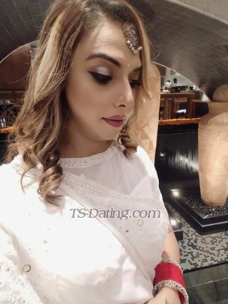 trans girl Anisharoy01 2491223