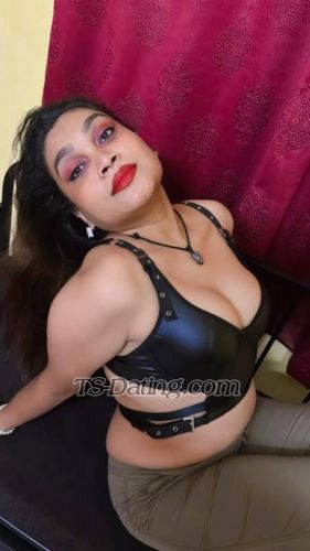 trans girl Anjuhere 2511567