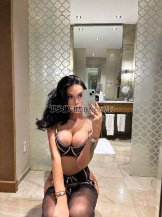 trans girl AnnaLuisa 4504967 trans girl AnnaLuisa 4504967