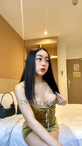 trans girl Annesalonga11 6575645