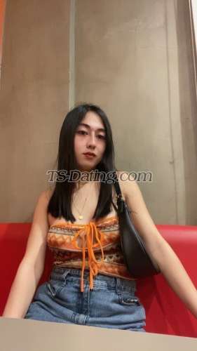 trans girl Annesalonga11 8426735