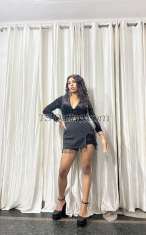 Annia Vadodara Transex Un trans polyvalent avec une bite de 7 pouces. Je peux te dominer tout en étant soumise. Pour les esclaves, je peux être ta maîtresse et te traiter comme des chiens. Les séances sont bdsm, jeu de rôle, expérience de petite amie, séance de maîtresse, domination, séance de cam, douche dorée, fétichisme, féminisation du client.