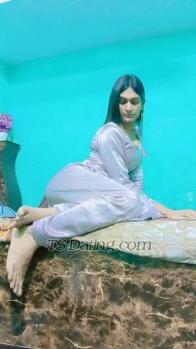 trans girl AnnyBigD 1973600