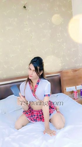 trans girl AnnyBigD 2050217