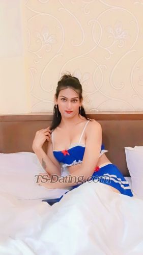 trans girl AnnyBigD 3698155