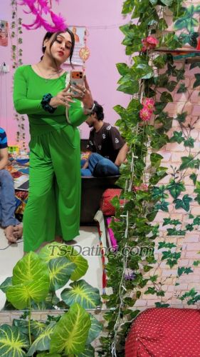 trans girl Anshikaa 1143747