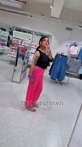trans girl Anshikaa 1144018