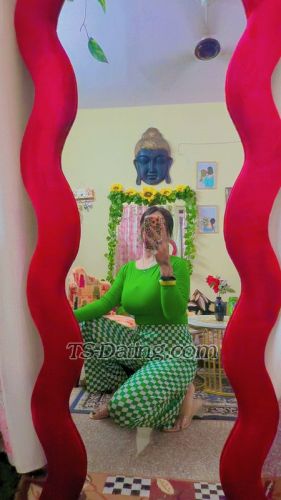 trans girl Anshikaa 5116171