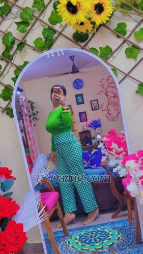 trans girl Anshikaa 5116450