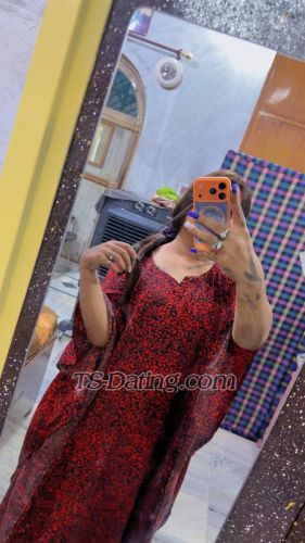 trans girl Anshikaa 8331205