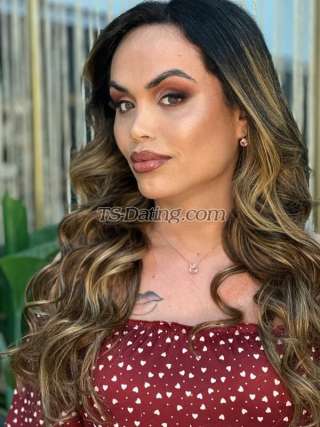 trans girl AntonellaBr 6201014