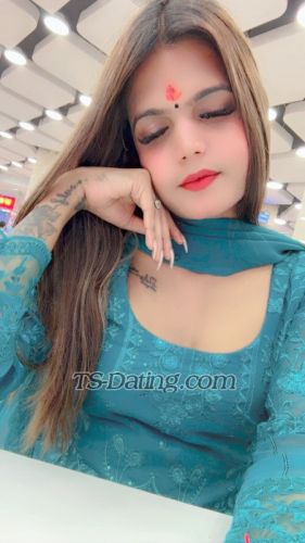 trans girl Anuuchauhan 5592206