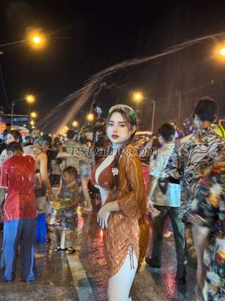 trans girl Aprilzc 4740789