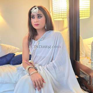 trans girl ApurbaSingh22 1426043