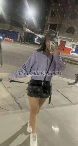 trans girl AriFlores 4329980