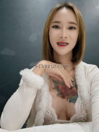 trans girl Aritar 2722935