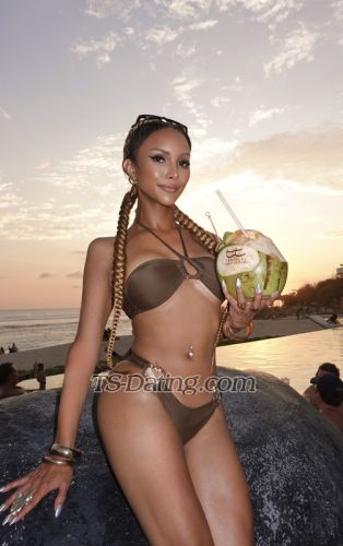 trans girl Arriana 1122163