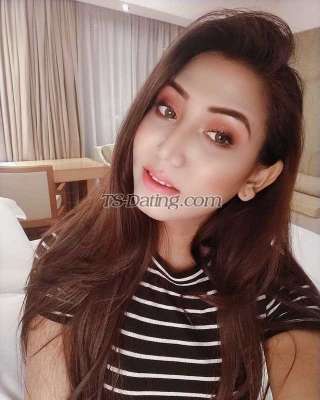 trans girl Ashleeen 8850128