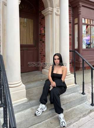 trans girl AsianHUGEdol 9152722