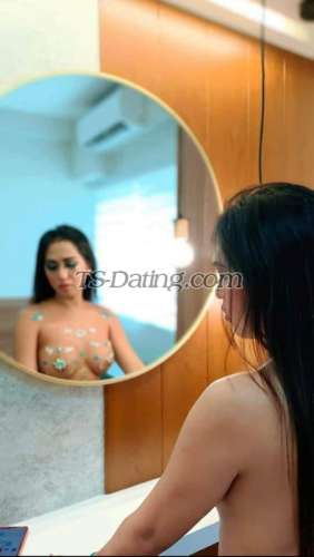 trans girl AthenaFox 7060845