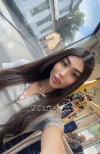 trans girl Atrina 5037143