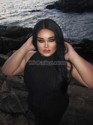 trans girl August254300 1781687