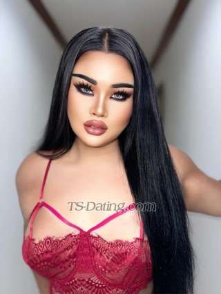 trans girl Augustts19 2592279