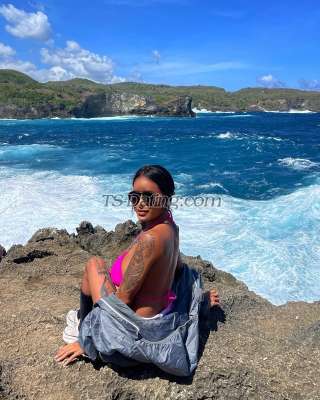 trans girl AmadoraFoxx 0790155