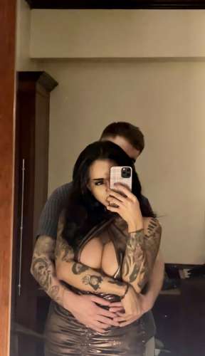 trans girl AmadoraFoxx 2589534