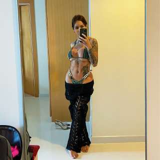 trans girl AmadoraFoxx 8027058