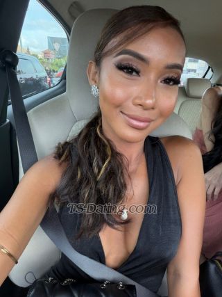 trans girl Avacumhard 4367397 trans girl Avacumhard 4367397