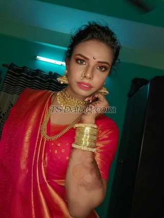 trans girl Avantika97 2048559