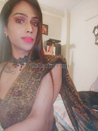 trans girl Avni69phn 8770203