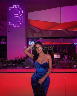 trans girl AvyeLuna 0747359