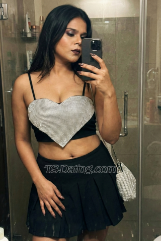 trans girl Ayeshaaa 9889715