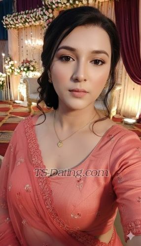 trans girl AyraKhan 0963359