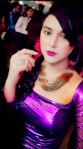 trans girl AyraKhan 2051756