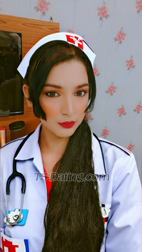 trans girl AyraKhan 2163974