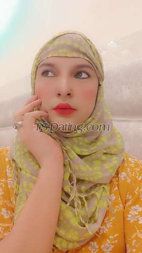 trans girl AyraKhan 5624984