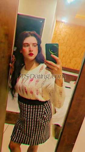 trans girl AyraKhan 7634180