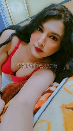 trans girl AyraKhan 9350636