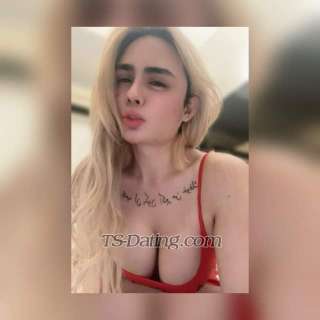 trans girl AyuRaudah 9711095