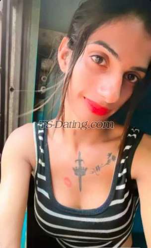 trans girl AyushiRoy 6182298