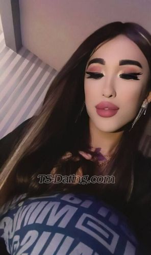 trans girl Aznura 8037944
