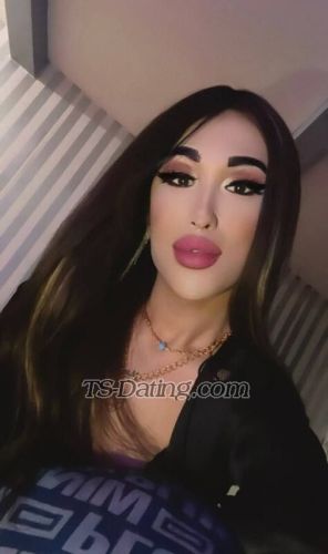 trans girl Aznura 8037953